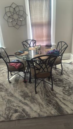 Live room table