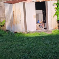 Free Shed Everything In It Goes No Telling What's In There Must Take All Shed Is Aluminum Good Scrap