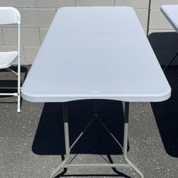 Mesas Plegables Folding Tables 