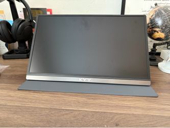 Like New 15.6" Portable Monitor
