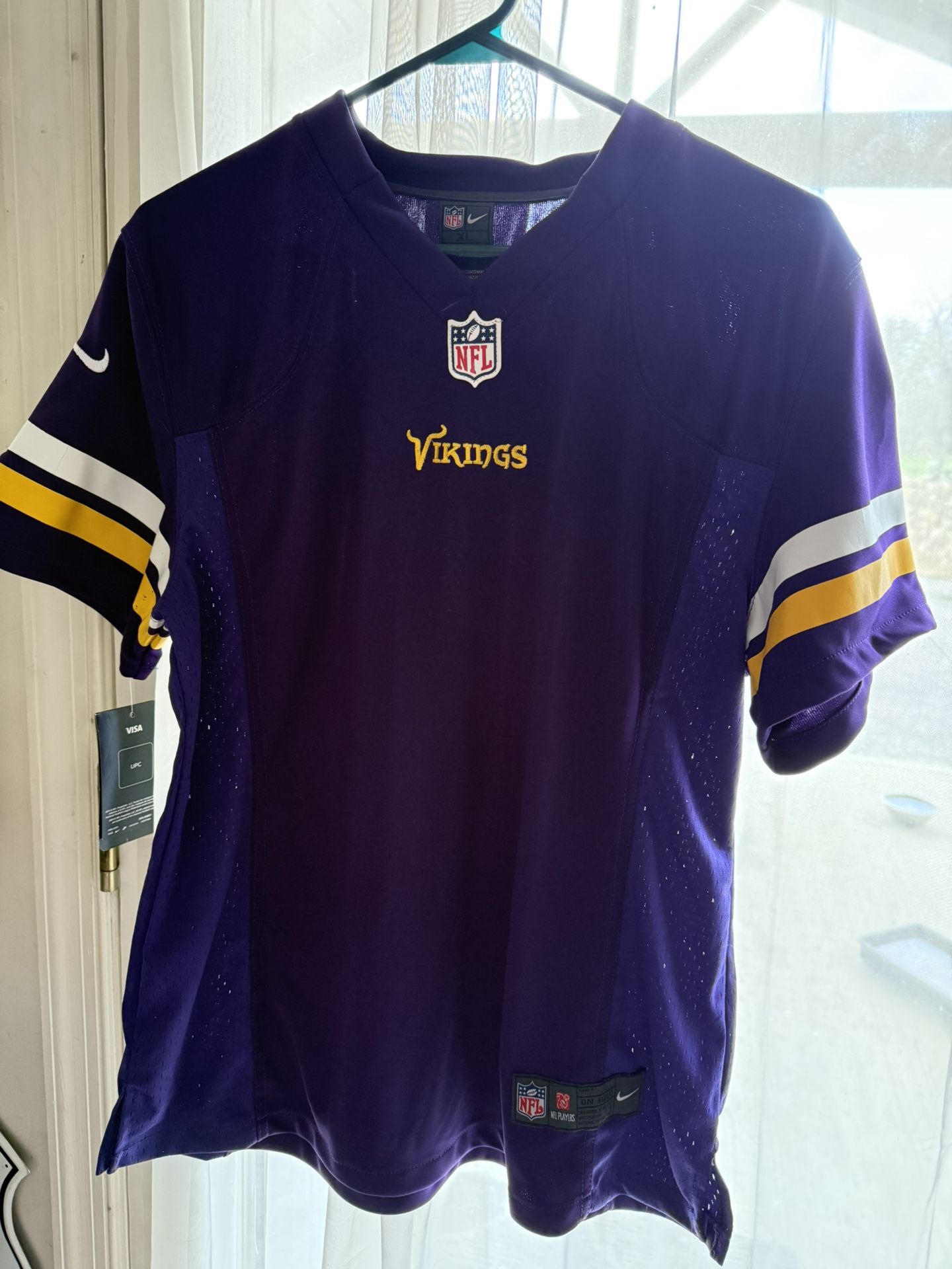 Nike On Field Women’s Minnesota Vikings Jersey. NWTs