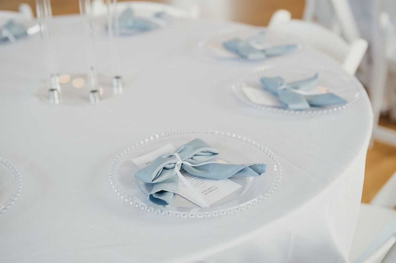 Clear charger plates