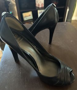 Black Shoes Size 7