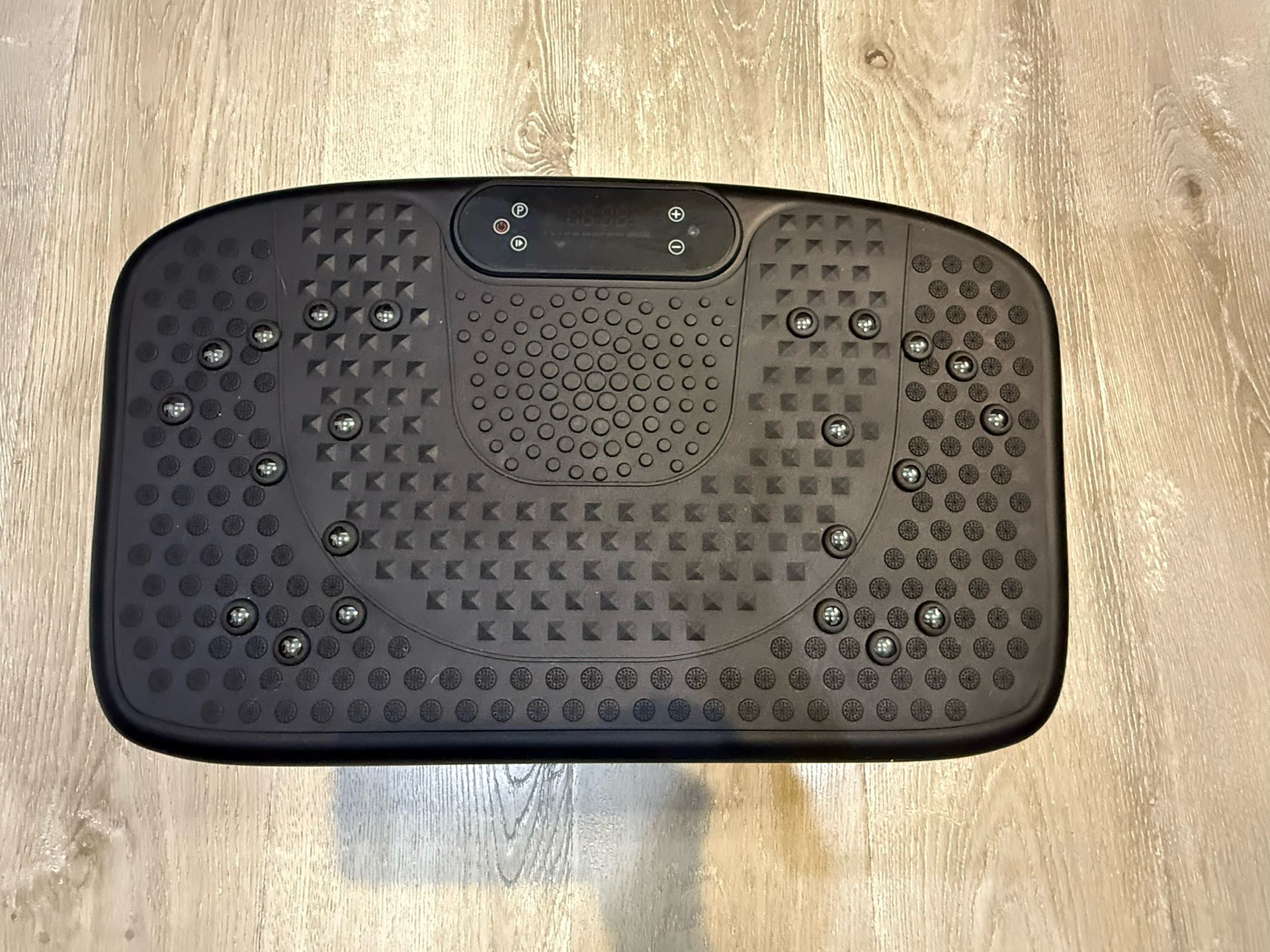 Vibration Plate Exercise Machine