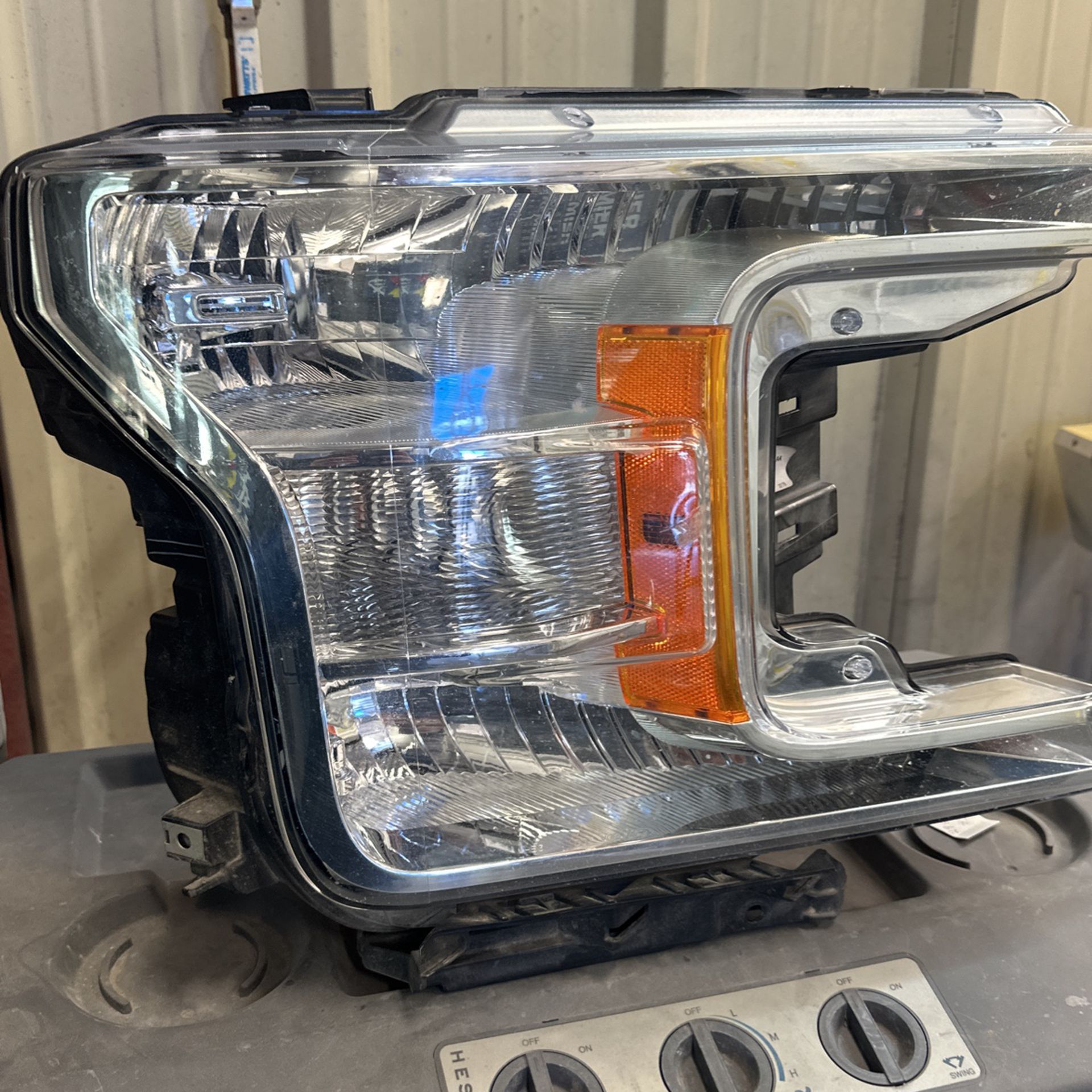 2019 Ford F150 Headlight
