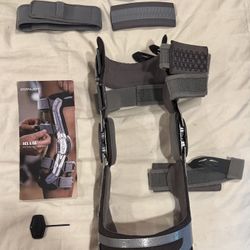 Donjoy Left Knee Brace