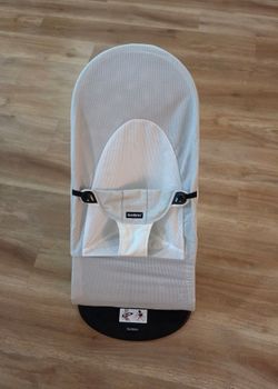 Bouncer BABY BJORN like new