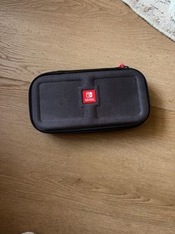 Nintendo Switch carry case