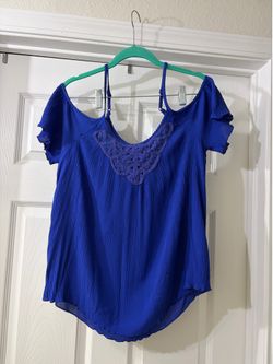 Mudd Cold Open Shoulder Royal Blue Women’s Blouse Top