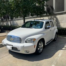 2009 Chevy HHR LT   FOR SALE