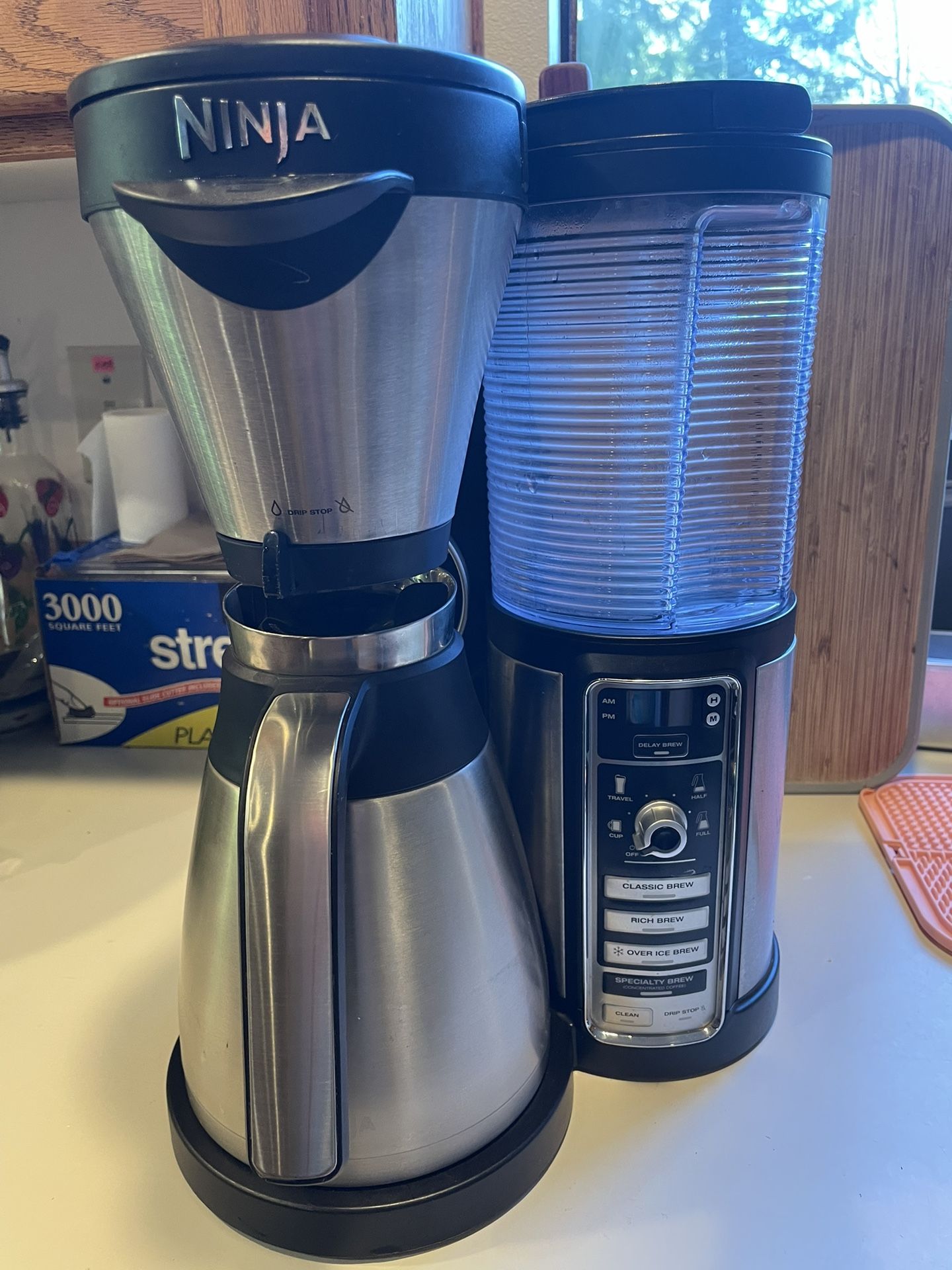 Ninja Coffee Bar Brewer CF086 with 43 Oz. Stainless Steel Thermal Carafe