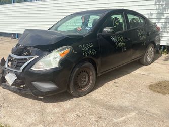 2015 Nissan Versa 1.6L For Parts
