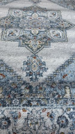 Brand New5x7 Rug