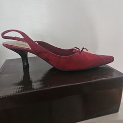 Women's kitten heels