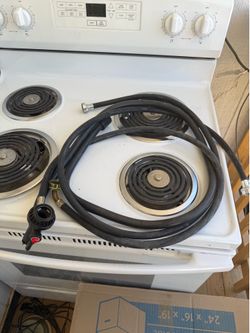 Water hose kits for stackable washer and dryer