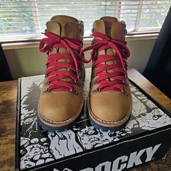 Hiking Boots Mens 6.5 Size 