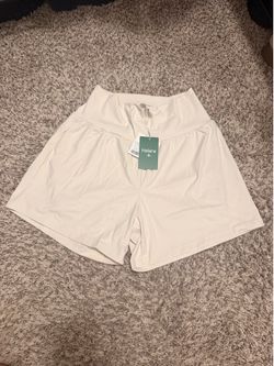 SoftlyZero Airy Super High Waisted 2-in-1 InstantCool Yoga Shorts