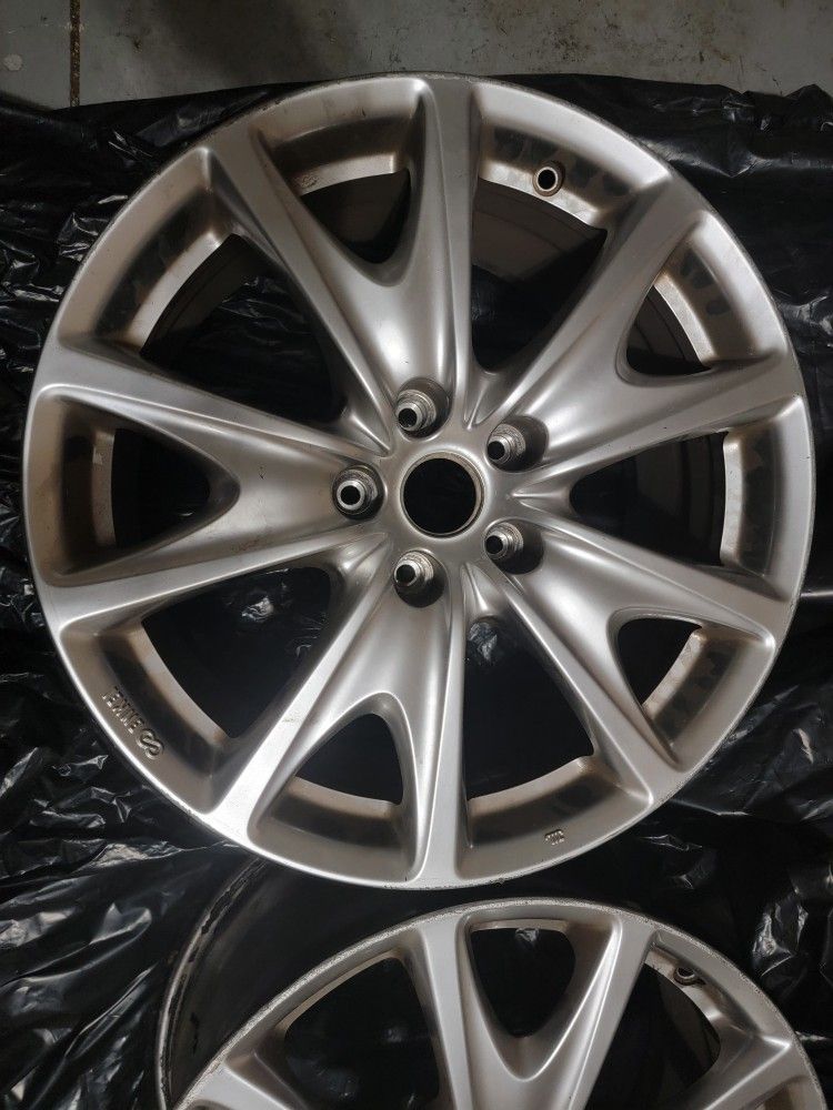 Infiniti G37 Sport Wheels