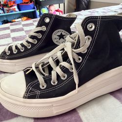 WOMEN'S CONVERSE CHUCK TAYLOR ALL STAR MOVE LIFT HI PLATFORM SNEAKERS