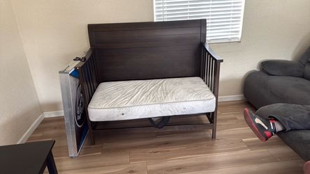 Crib