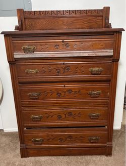 Wood dresser