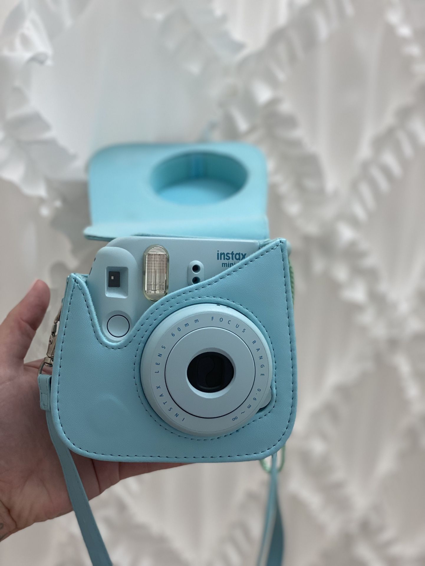 Fujifilm Instax Mini 8 Camera With Cover