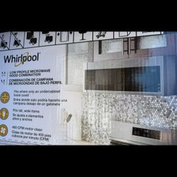 NEW Whirlpool Microwave 