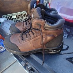10.5 Men Size Steel Toed Workman Boots