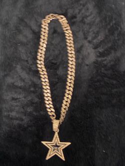 Silver Cuban Link Chain Star Pendant Necklace