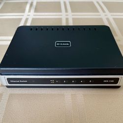 D-Link 5 Port Ethernet Switch DES-1105