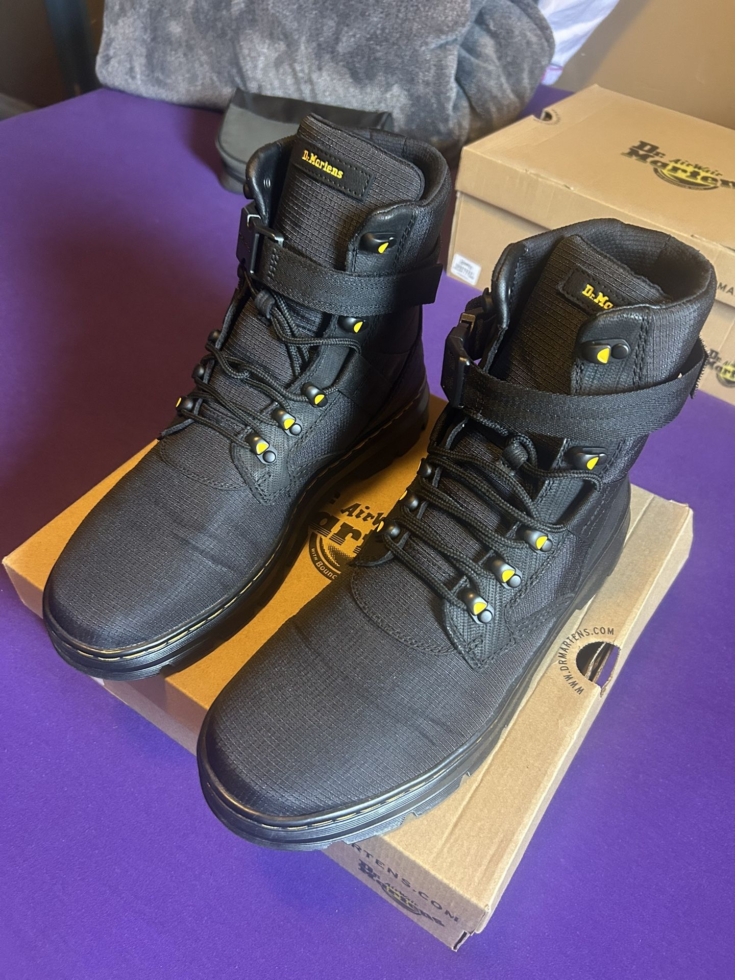 Vendo Mis Botas Nuevecitas Size 11”. X $190. O Mejor...