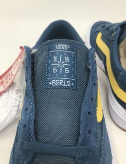 Tot ziens hoop verteren VANS Berle Pro Stv Navy Blue White Yellow Mens Size 7 Skate Shoe NWT for  Sale in Portland, OR - OfferUp