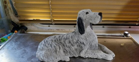 Sandicast English Setter Dog Statue Figurine