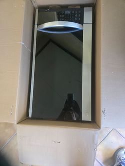 FREE LG Microwave 30inches not working but van be repair or for parts
