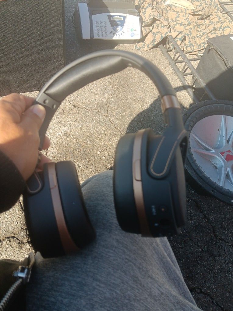 Audeze Mobius 3d Premium Gaming Hradset