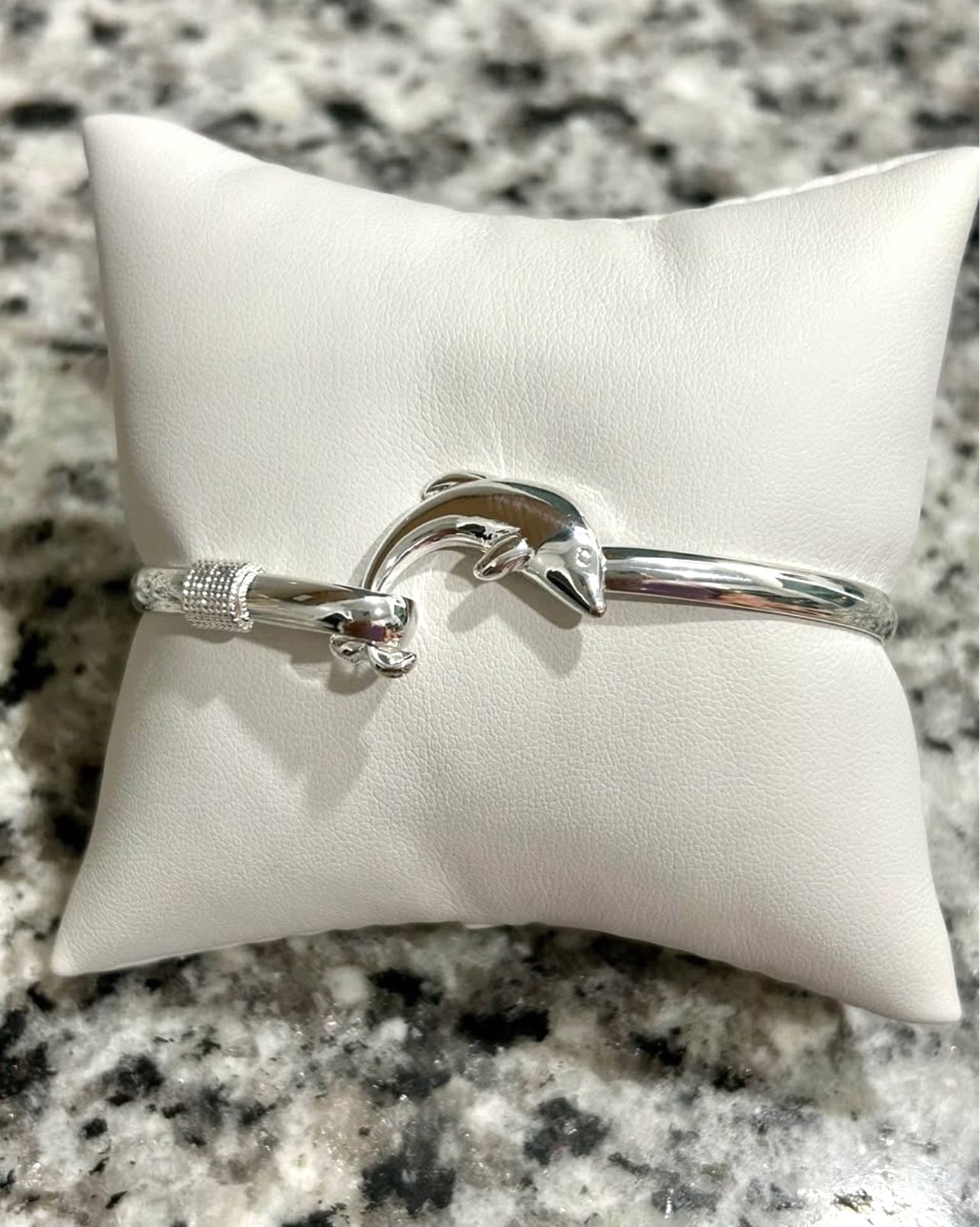 New stamped S925 sterling silver dolphin bracelet