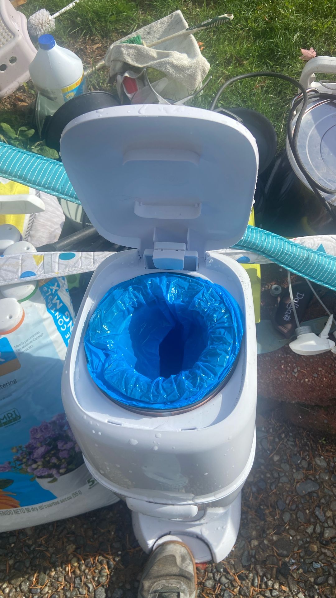 Diaper Dumper Price 8$ Pick Up. E.  72 and Grand View.  E.  Tacoma 