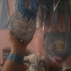 Hello Kitty Cinnamoroll