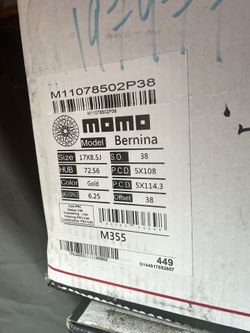 Momo Bermina 17x8.5 J GOLD WHEELS