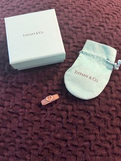 Authentic Tiffany & Co. mesh stretch heart ring - Vintage