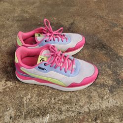 PUMA R78 Voyage Sneakers - Size 8.5
