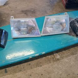 Ford Econoline Headlights And Corner Lenses 