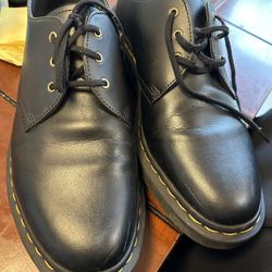 Men Oxford Doc Martens Size 12 Shoes