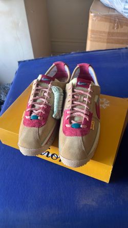 Nike Cortez SP Union Sesame sneakers