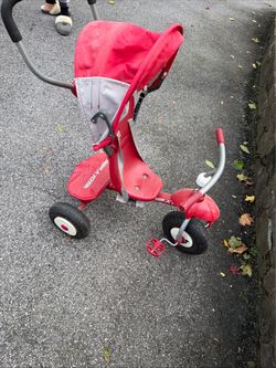 Radio Flyer Kids Tricycle with Canopy