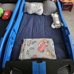 Twin XL Bed With Mattress and Mattress Topper 