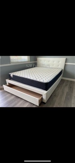 Queen White Euro Plain With Ortho Matres!!