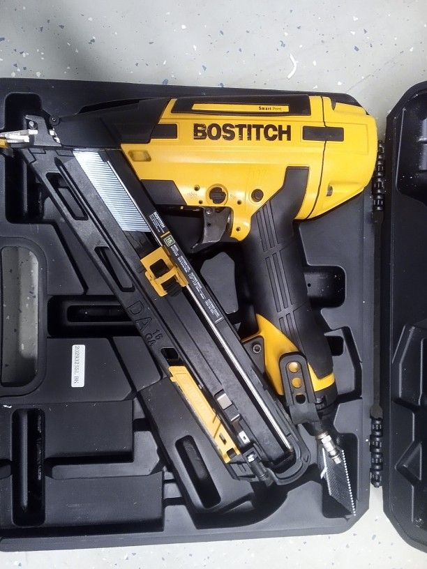 Bostitch 15 gauge angle nailer
