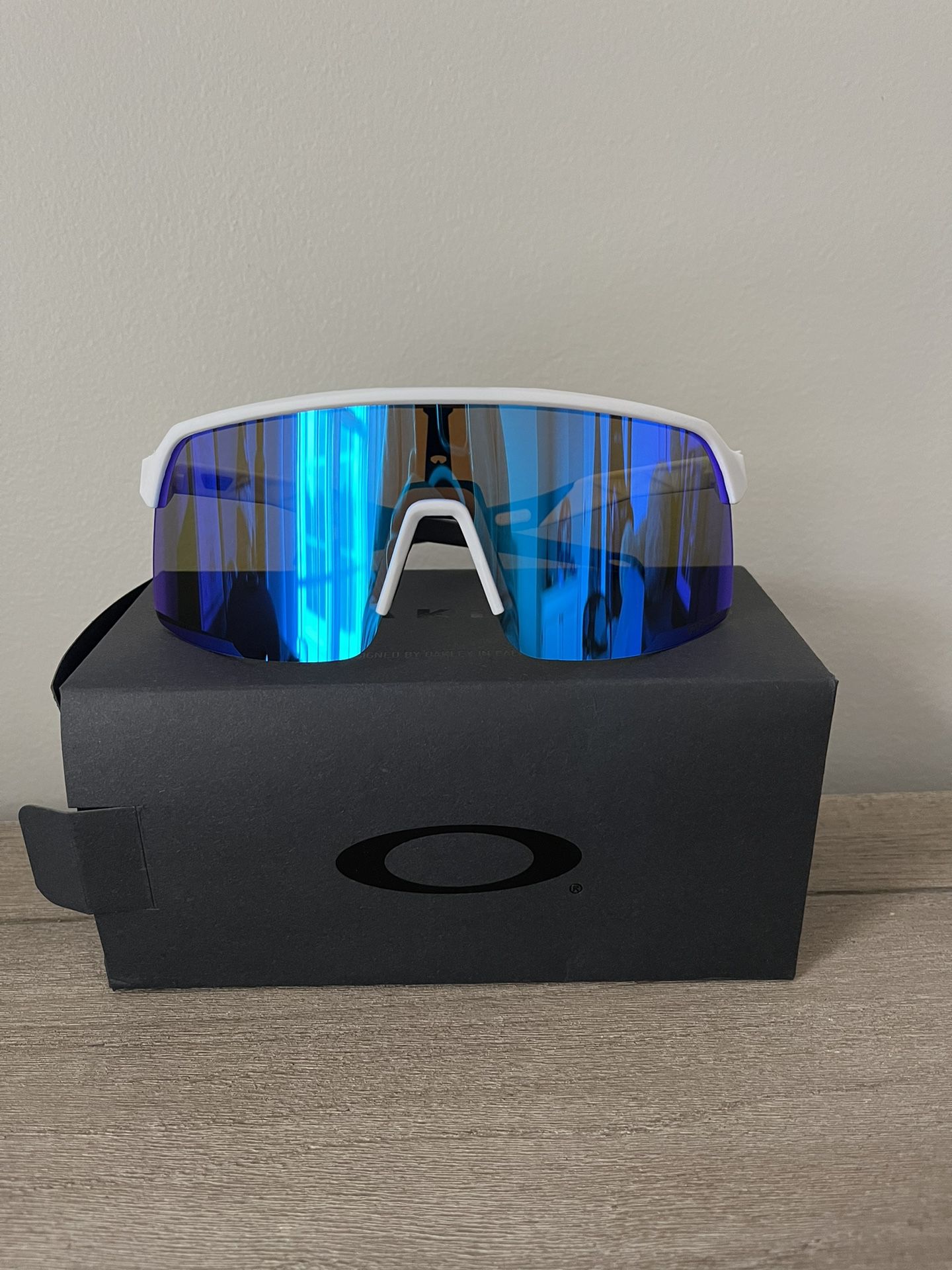 Oakley Prizm Sunglasses Blue/white