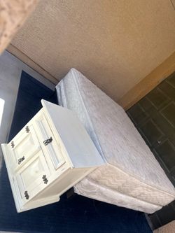 Delivery Available - Queen Bed + Nightstand